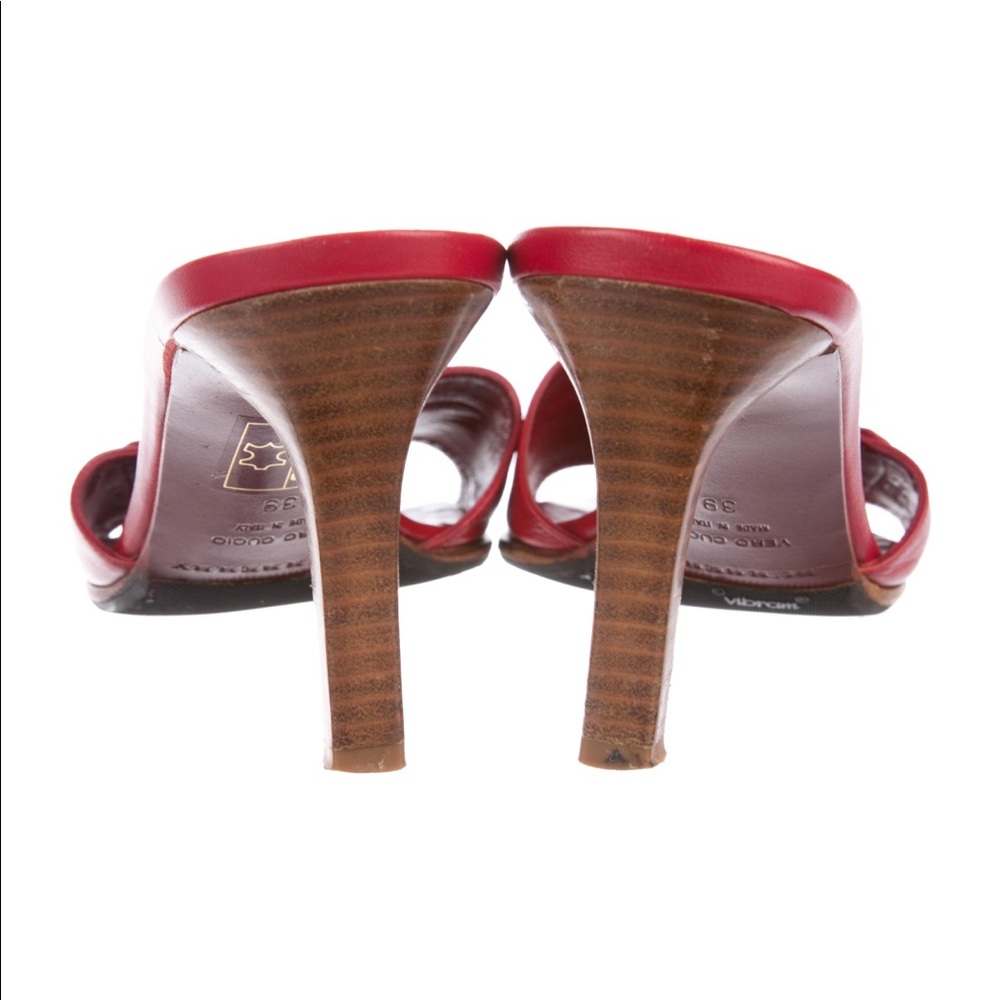 Burberry Crimson super soft leather slides - Picture 5 of 7